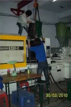 工業(yè)設(shè)施安全管理卡片 詳解40項關(guān)鍵設(shè)備安全操作與維護要點